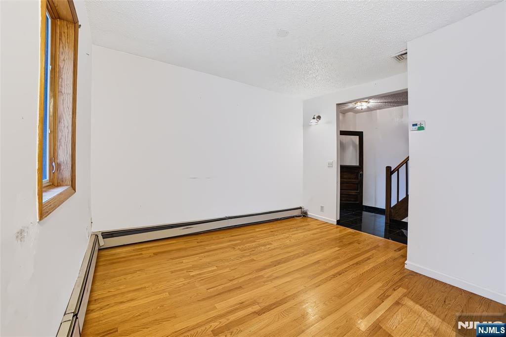 65 W Shore Avenue