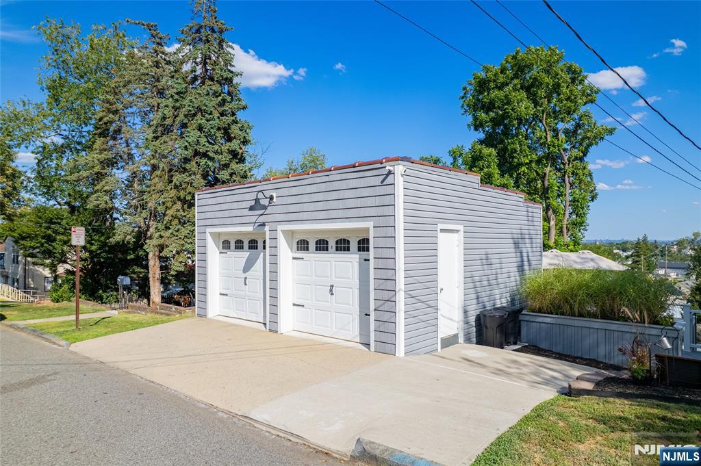 73 Avenue B