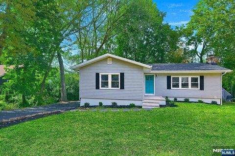 6 Tamarack Trail Hardyston NJ 07460