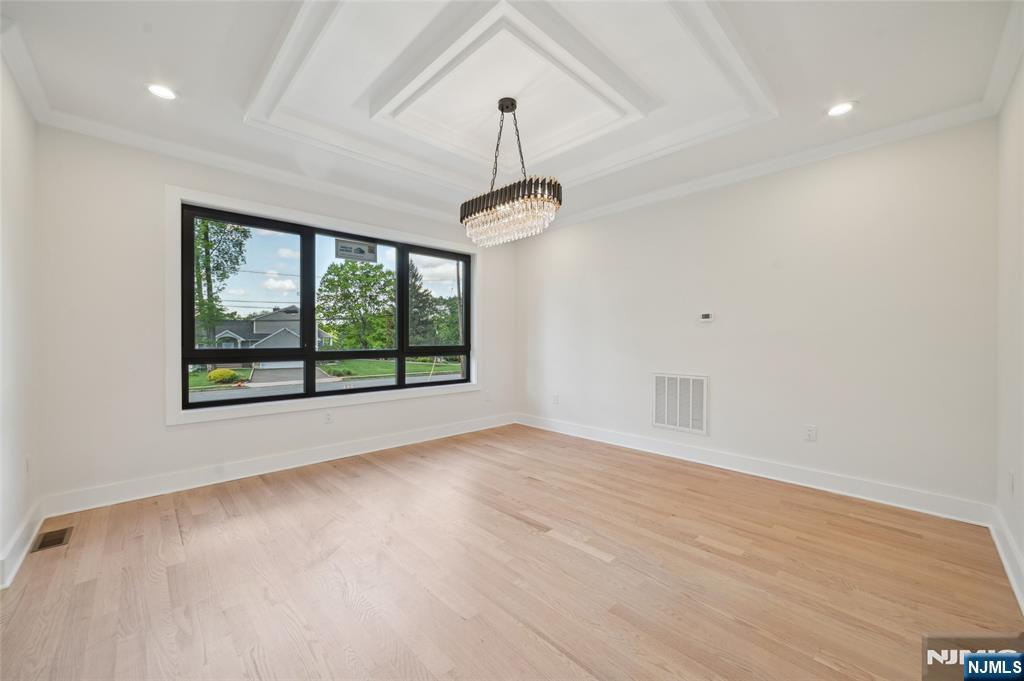 5 Foxcroft Drive