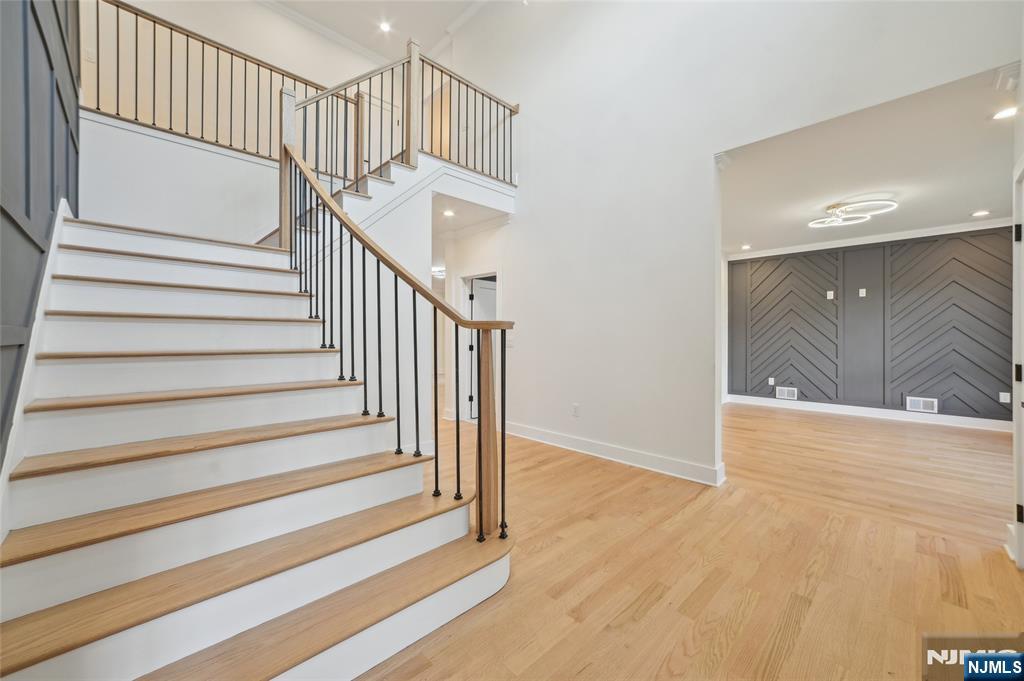 5 Foxcroft Drive