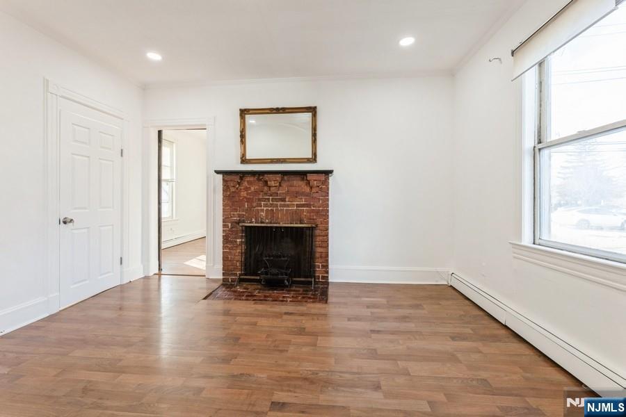 21 Central Avenue