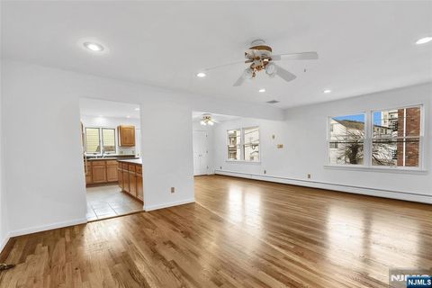 Photo of 234 Cliff St #2, Cliffside Park, NJ 07010 (MLS # 25042987)