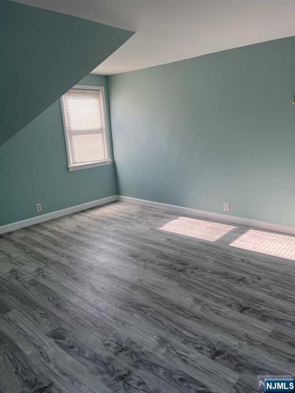 Carlstadt, New Jersey 07072, United States, 1 Bedroom Bedrooms, ,1 BathroomBathrooms,Residential,Pending,85047