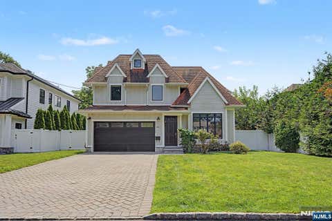 Photo of 64 Day Avenue, Tenafly, NJ 07670 (MLS # 26029471)