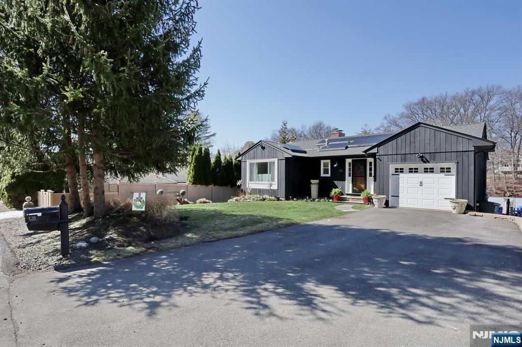 Photo of 131 Lakeside Boulevard, Oakland, NJ 07436 (MLS # 26005204)