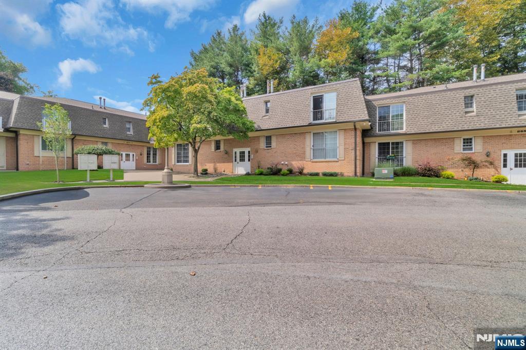 265 Collignon Way 1A