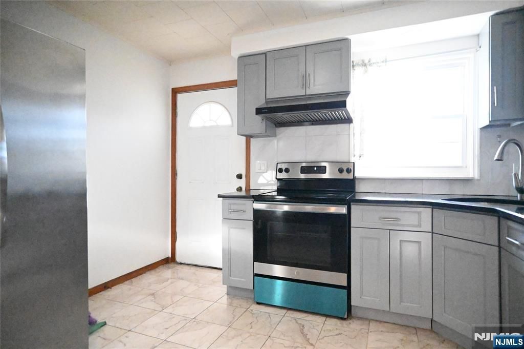 Photo of 108 Pehle Avenue, Saddle Brook, NJ 07663 (MLS # 25042569)