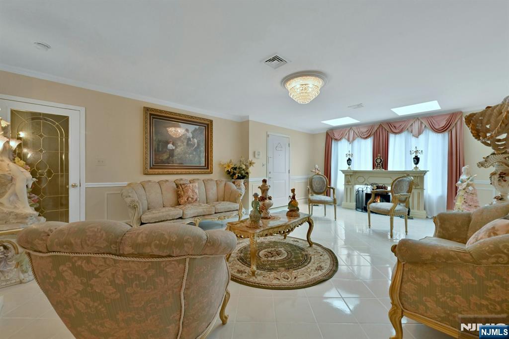 303 76th Street