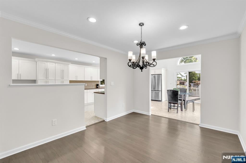 4-25 Boyd Avenue
