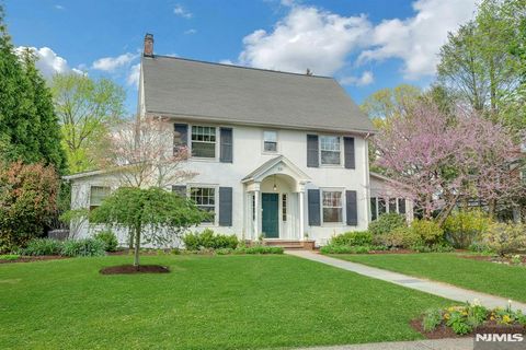 Photo of 59 Elston Road, Montclair, NJ 07043 (MLS # 26013312)