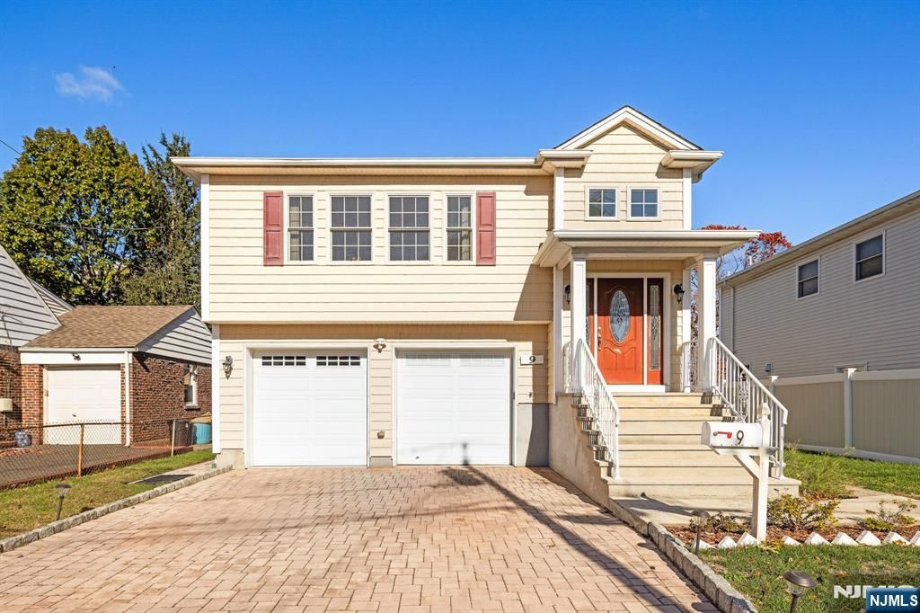 Photo of 9 15th Avenue, Elmwood Park, NJ 07407 (MLS # 26001739)