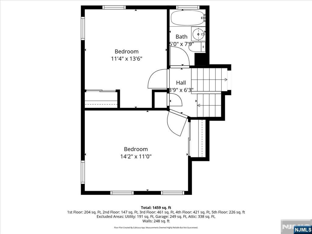 Main image without alt text