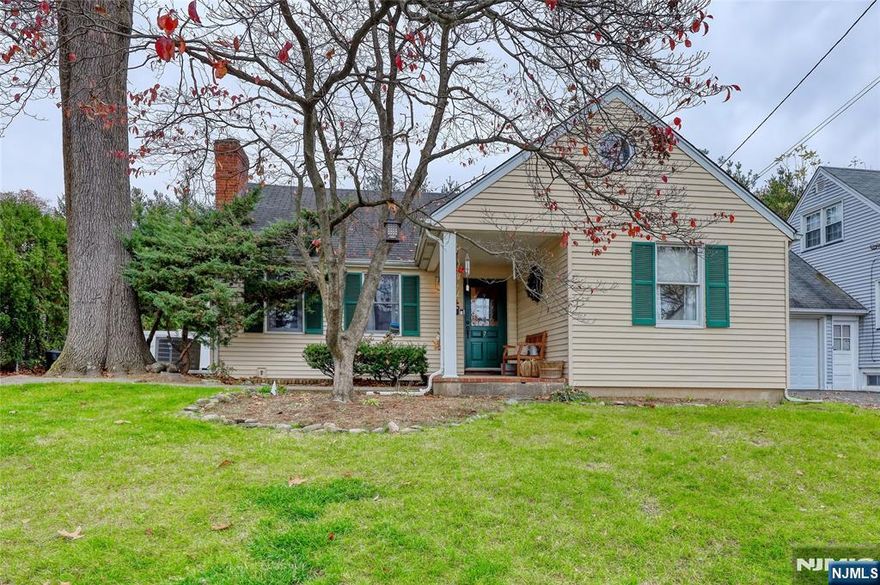 Welcome to this spectacular single family home located on a dead-end street in beautiful Midland Park NJ with almost 1800sqft of living space. 3 Bedrooms, 2 full bath cape cod has 3 fireplaces. Entry foyer open to formal sized dining room with wood burning fireplace. Brand new all white kitchen w/huge center island, quartz countertops, stainless appliances is all open to the family room/LR w/wood burning fireplace. Kitchen has sliding doors overlooking fully fenced yard and beautiful paver patio. Two first floor bedrooms one with fireplace can be used as the primary bed and full fully renovated bath with SOT. Second floor offers a Primary bedroom, full bath and WIC. Basement is full-partially finished w/huge storage area. Home has forced hot air, and central air.