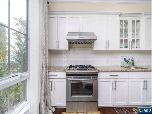 200 Laird Avenue 207