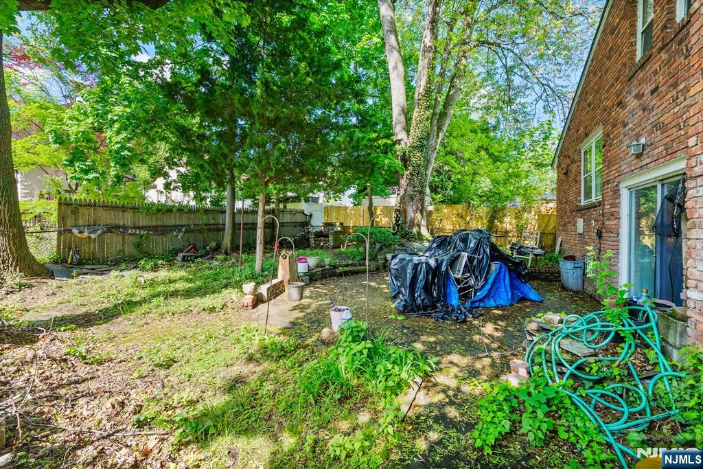 86 Fairview Avenue