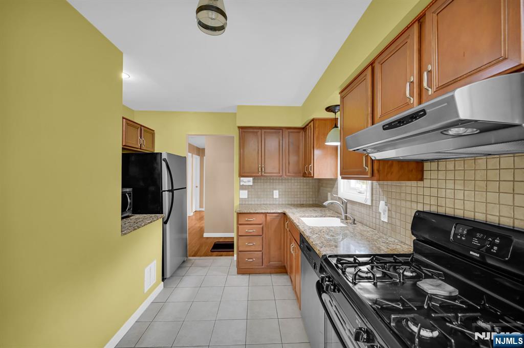 511 Ramapo Valley Road