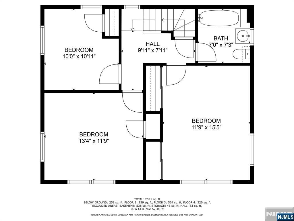 Main image without alt text