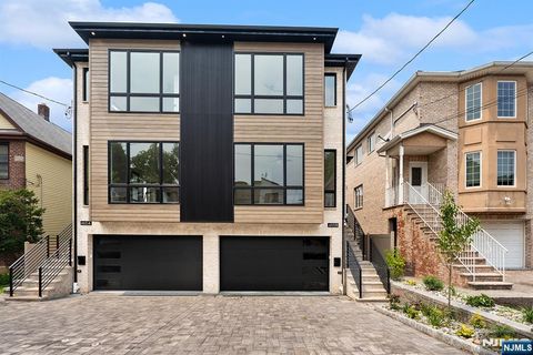 Photo of 465 1st Street, Palisades Park, NJ 07650 (MLS # 26026428)