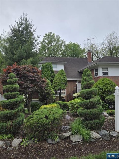 526 Rutland Avenue, Teaneck, NJ 07666 - MLS#: 25016871