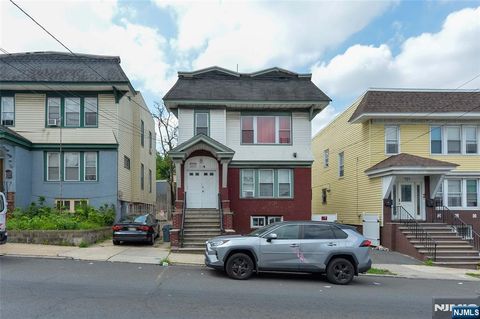 719 18th Avenue Irvington NJ 07111