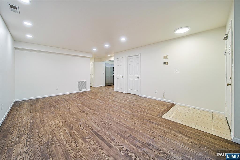 240 Village Circle Drive 1131
