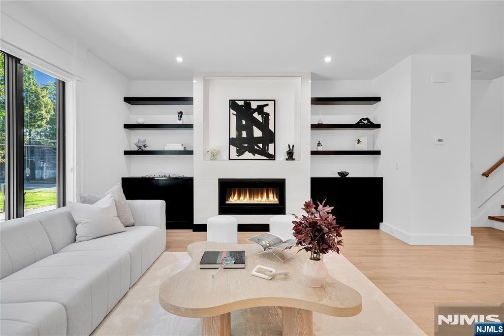 253 5th Street B