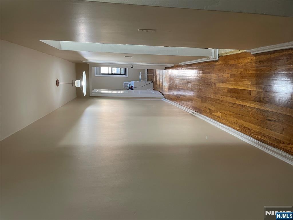 2329 Hudson Terrace C8