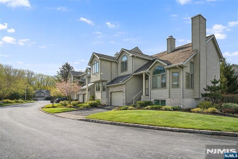 Photo of 501 Elm Ct, Norwood, NJ 07648 (MLS # 26036481)