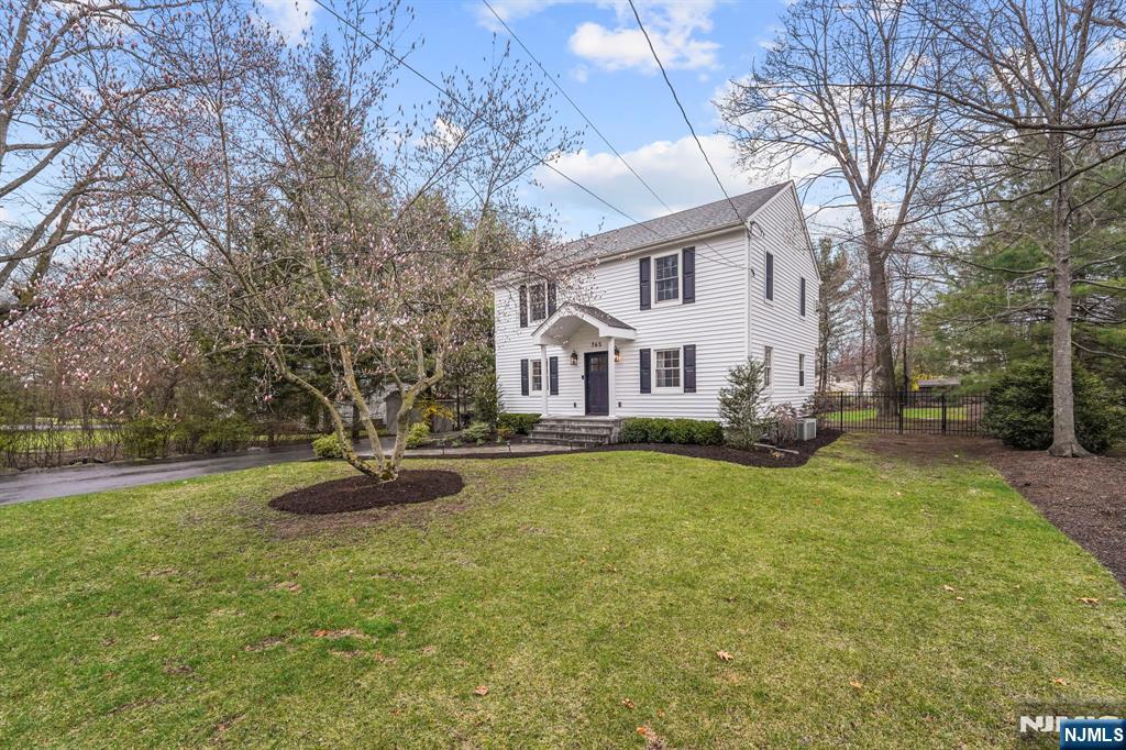 765 Sunset Terrace
