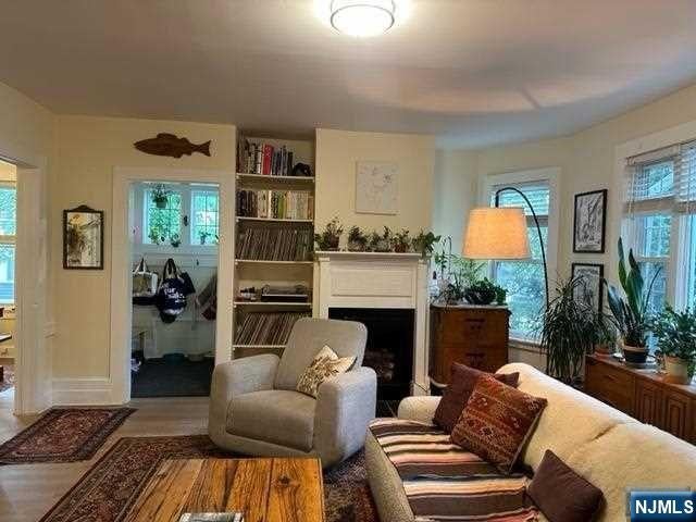 79 Valley Road B