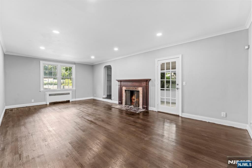 325 Central Avenue
