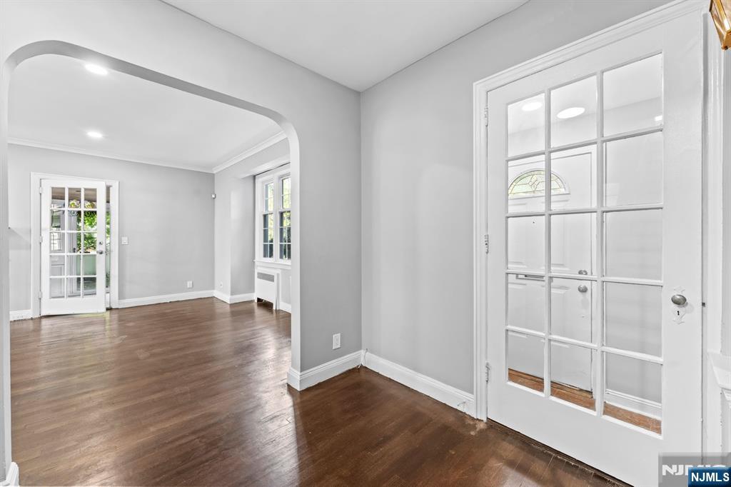 325 Central Avenue