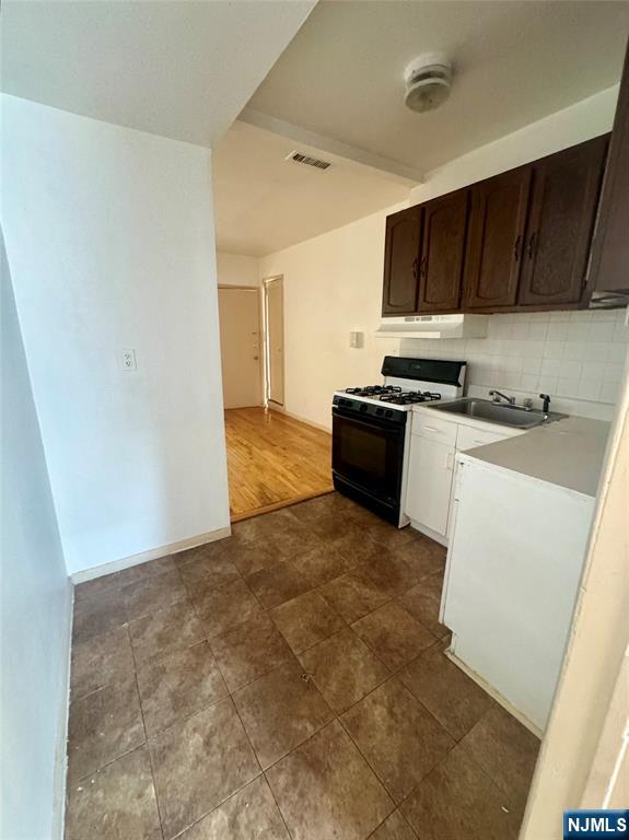 87 Main Street 85