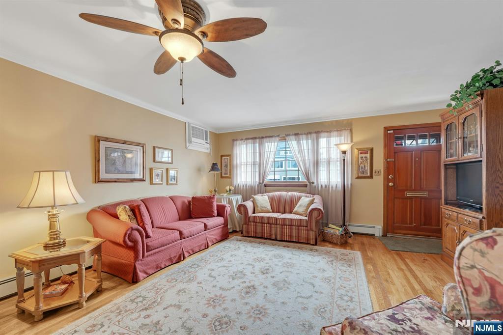 85 Hedden Terrace