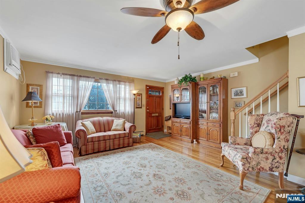 85 Hedden Terrace