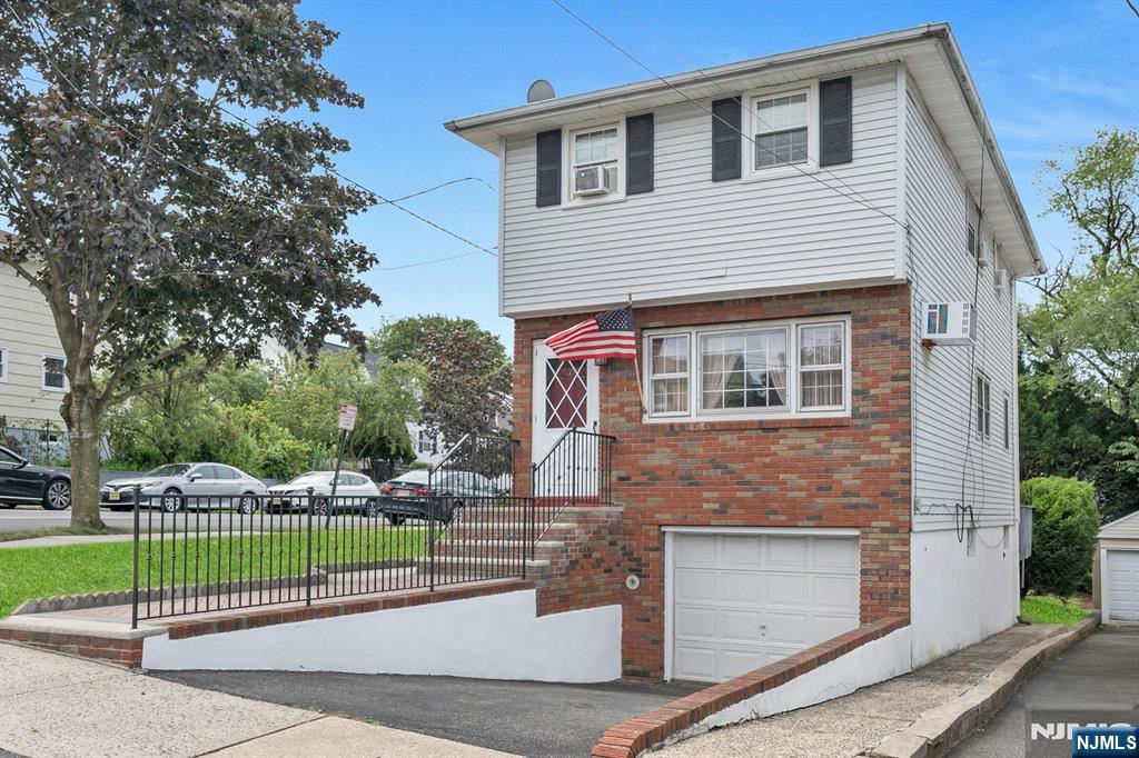 85 Hedden Terrace