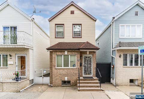 Photo of 67 Marne Street, Newark, NJ 07105 (MLS # 26032421)