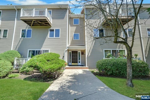 Photo of 15 Presidential Drive #15, Englewood, NJ 07631 (MLS # 26025058)