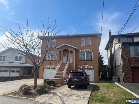 Photo of 33 Maple #BB, South Hackensack, NJ 07606 (MLS # 26016780)