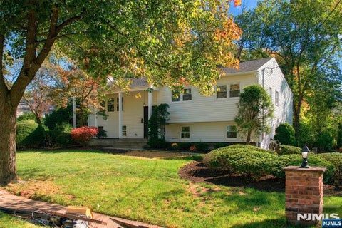 Photo of 482 Tulane Court, Paramus, NJ 07652 (MLS # 26036644)