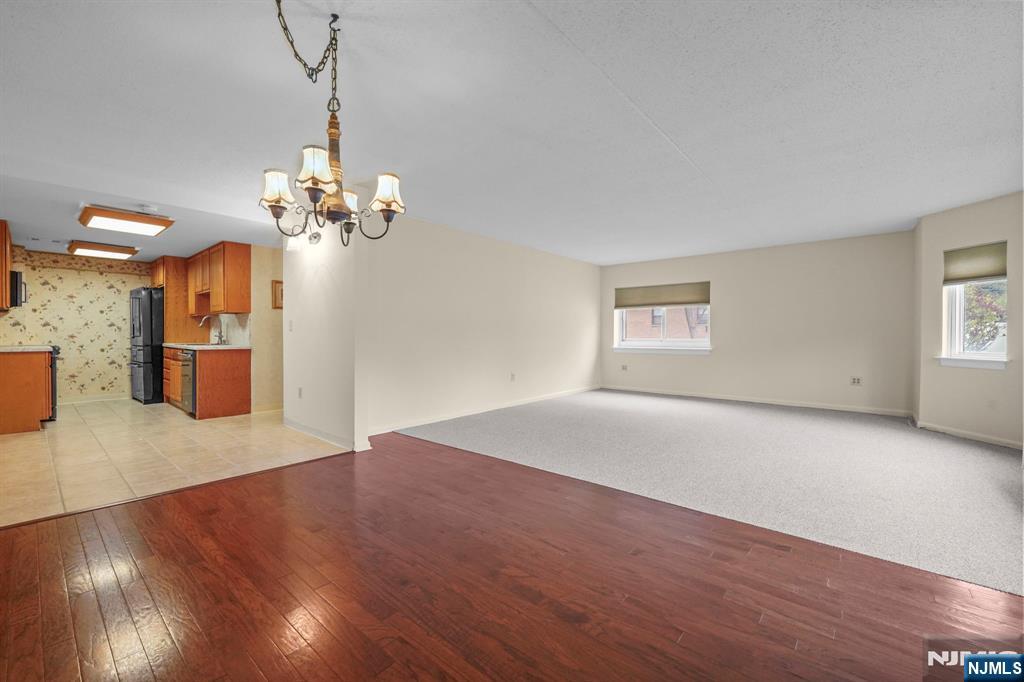 310 Lookout Avenue 106