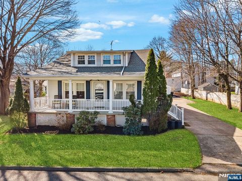 12 Chestnut Street Cresskill NJ 07626