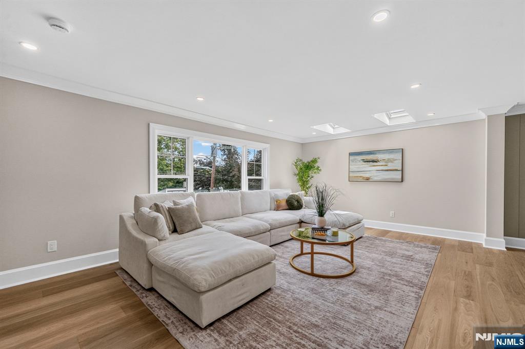 12 Weber Road