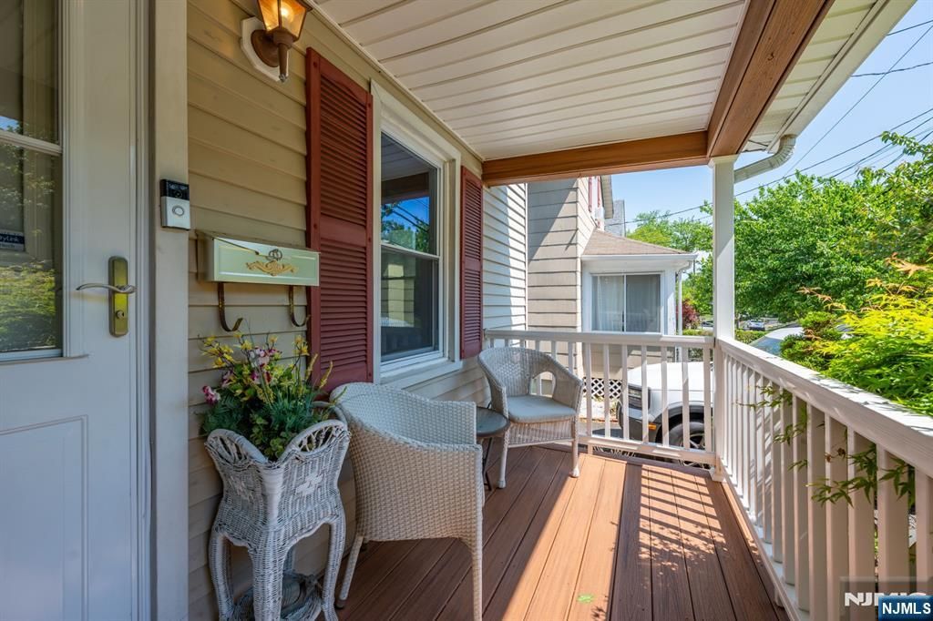 Photo of 26 Cumberland Avenue, Verona, NJ 07044 (MLS # 26018674)