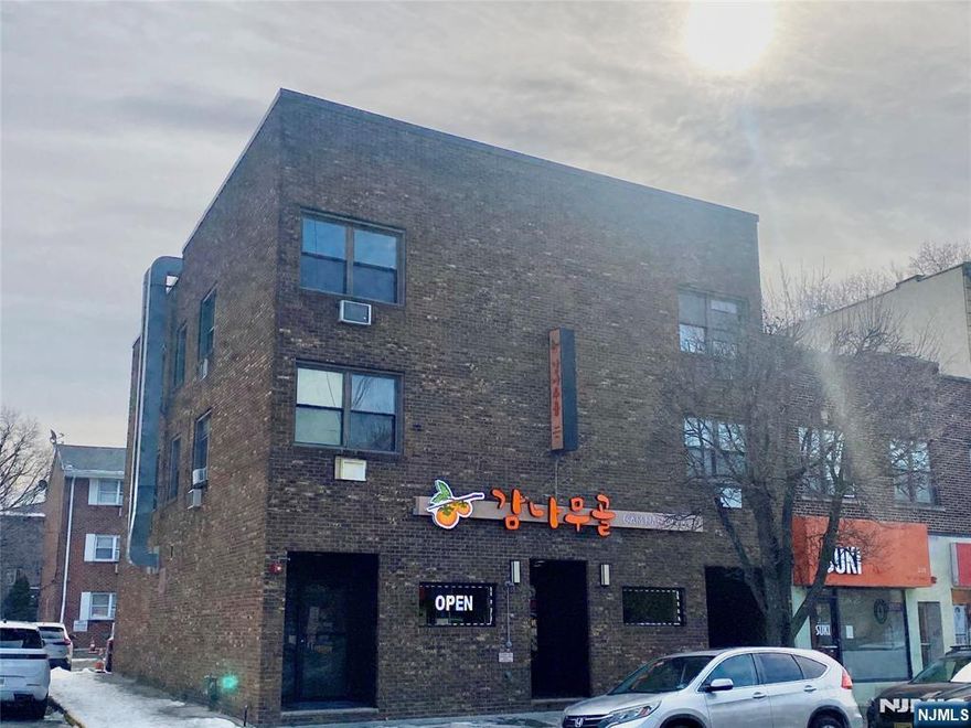 This newly renovated restaurant is located in the heart of Broad Avenue in Palisades Park. It features brand-new equipment and a completely updated interior throughout the entire space. With two floors, you can run two separate businesses, opening unique opportunities to maximize your revenue. The restaurant is fully equipped and ready for operation, offering the potential for immediate income. Additionally, on-site parking is available.