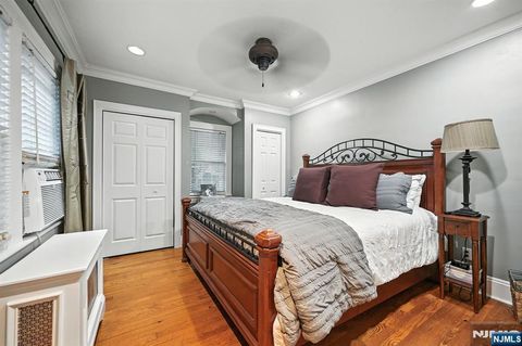 17 Oneida Avenue Dumont NJ 07628