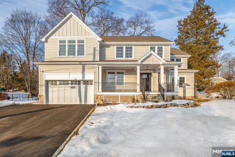 62 Colony Avenue Park Ridge NJ 07656