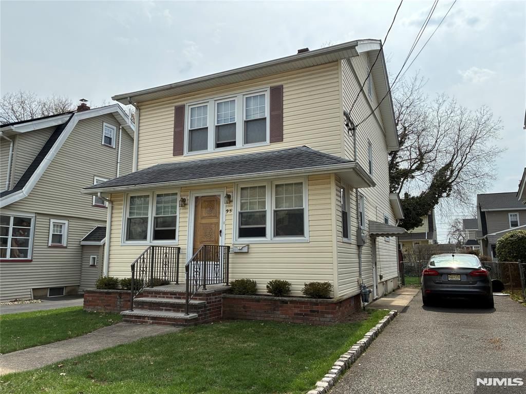 Photo of 95 Mohr Avenue, Bloomfield, NJ 07003 (MLS # 26011018)