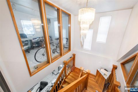 Photo of 232 Union Boulevard, Totowa, NJ 07512 (MLS # 26003290)